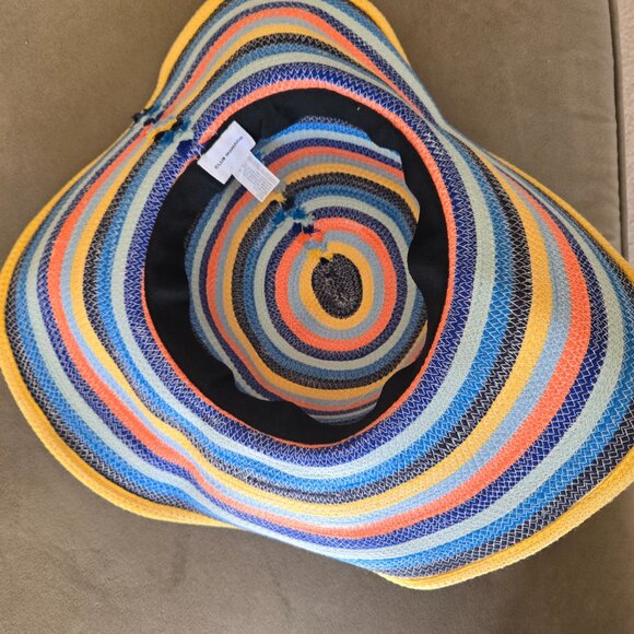 Club Monaco 100% cotton sun hat - Picture 3 of 8
